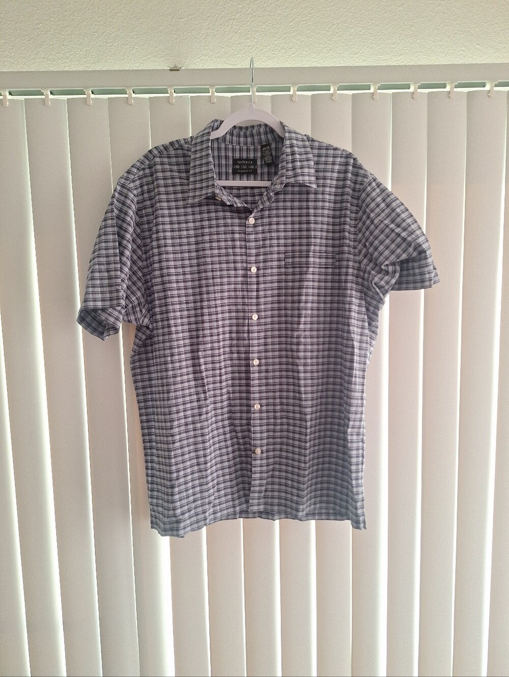 Van Heusen Classic Fit Button Front Shirt Short Sleeve